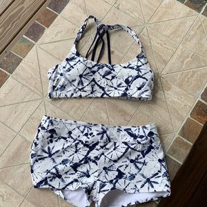 Carve bikini with shorts